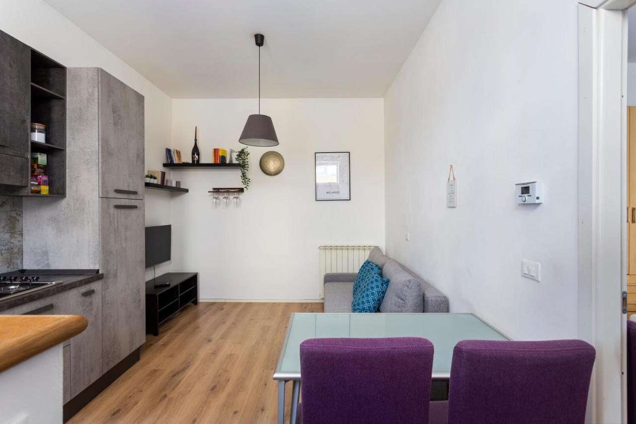 The Place, Your Place To Be - Via Tadino Apartment Милано Екстериор снимка